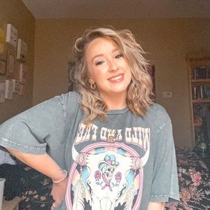 Meet your Posher, Delanie